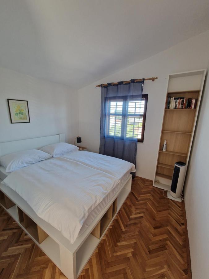 Apartments Dara Rogoznica  Bagian luar foto