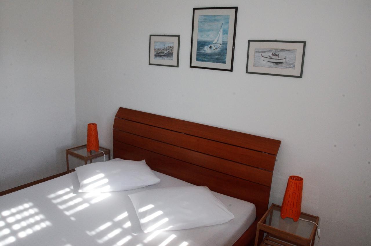Apartments Dara Rogoznica  Bagian luar foto