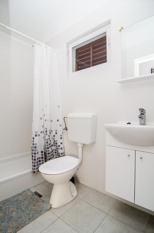 Apartments Dara Rogoznica  Bagian luar foto