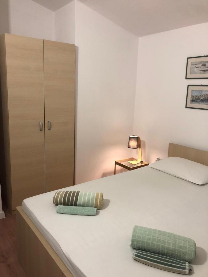 Apartments Dara Rogoznica  Bagian luar foto